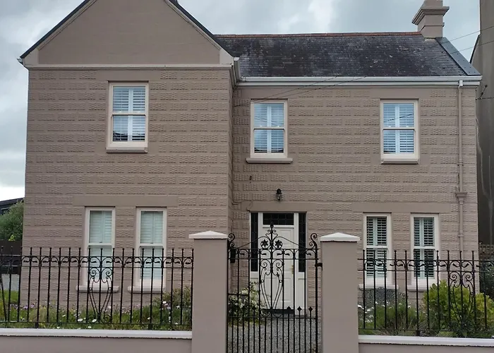 Glenart House